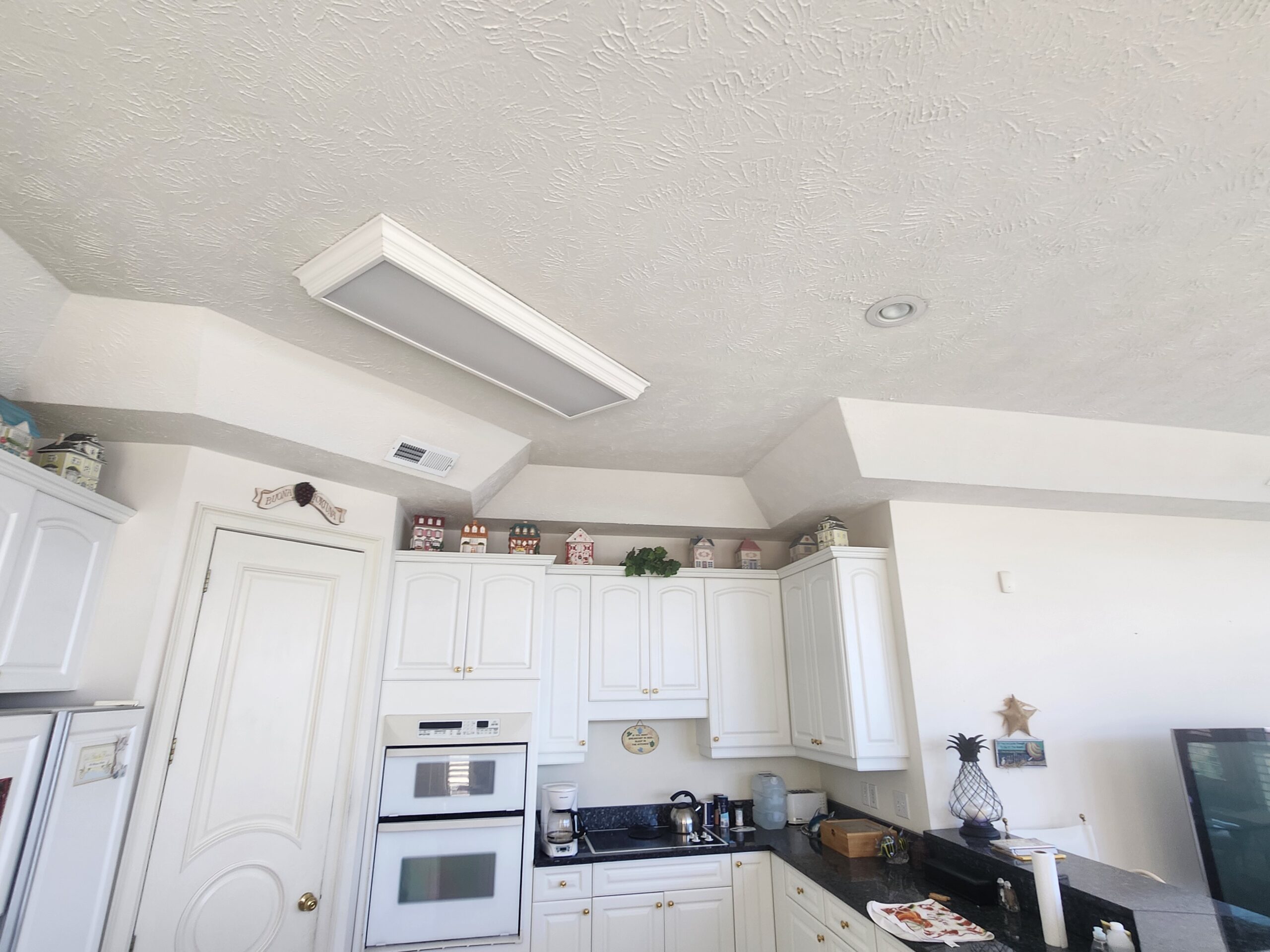 Kitchen cabinetry and appliances online auction